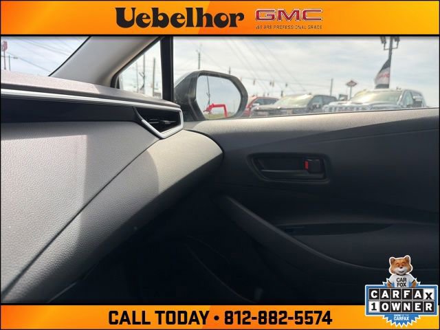 Used 2025 Toyota Corolla LE image 28