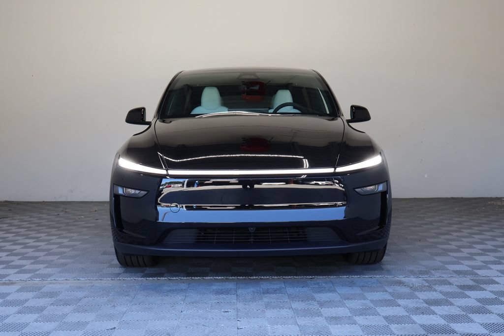 Used 2026 Tesla Model Y 2WD image 4