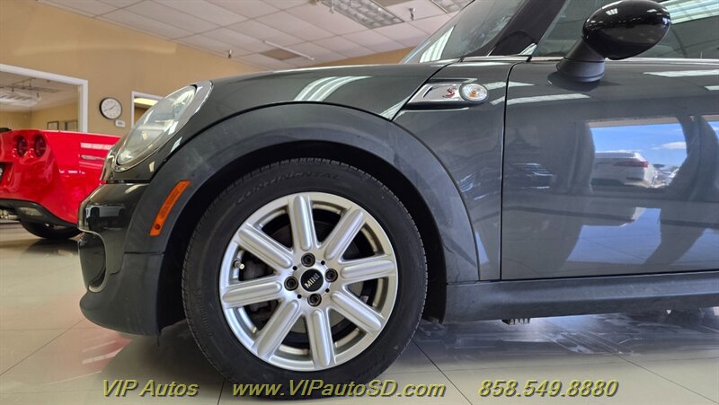 Used 2011 MINI Cooper S FWD image 23