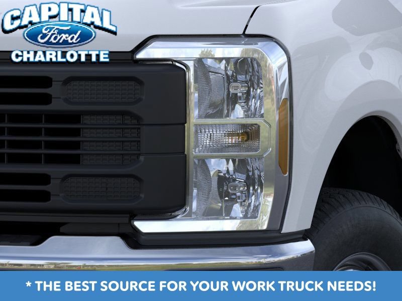 New 2026 Ford F250 XL w/ XL Chrome Package AWD/4WD image 18