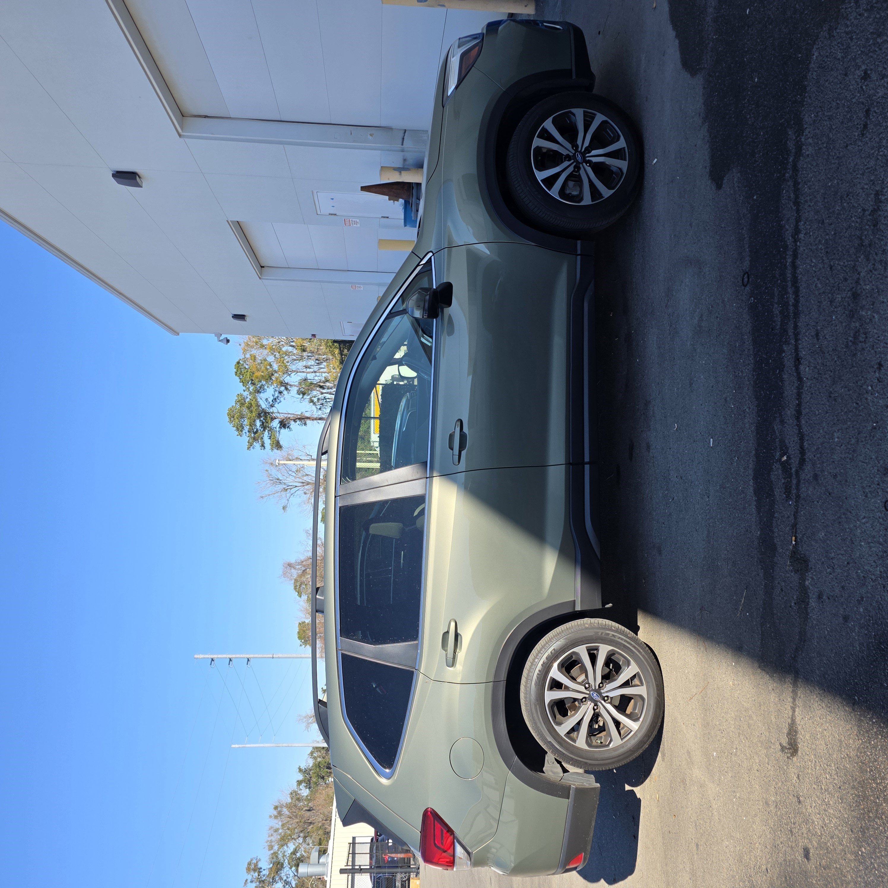 Used 2020 Subaru Forester Limited w/ Popular Package #3 image 2