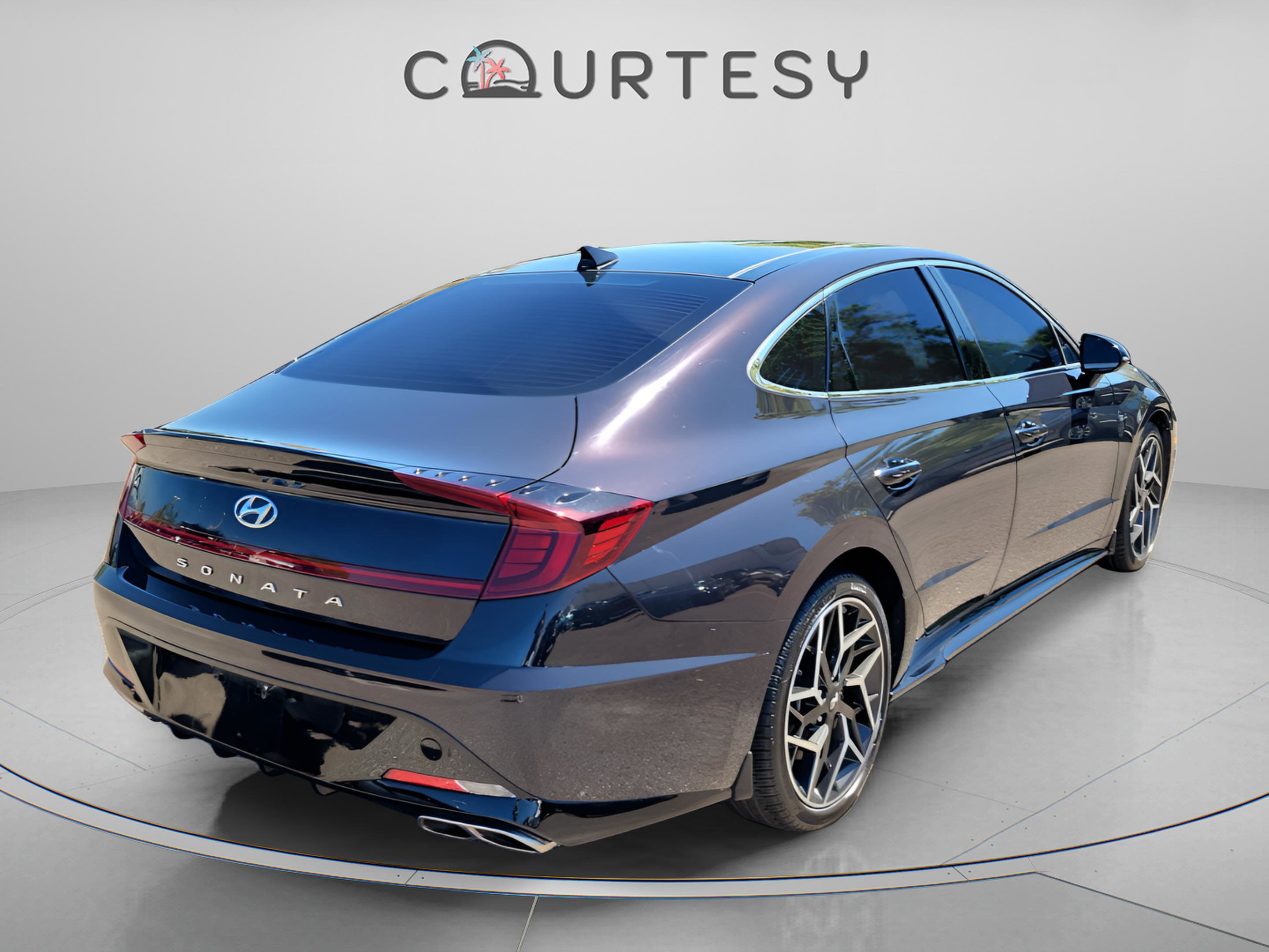 Certified 2023 Hyundai Sonata N Line image 3