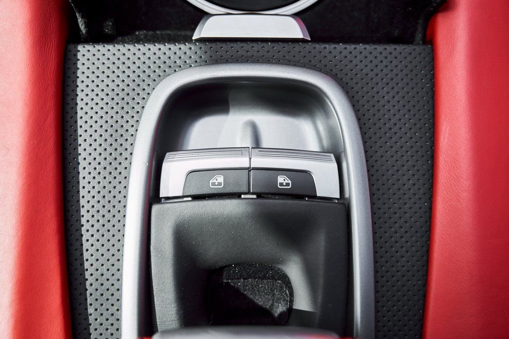 Used 2019 Ferrari GTC4Lusso image 64