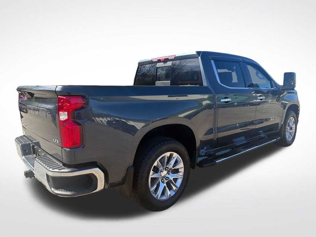 Used 2022 Chevrolet Silverado 1500 LTZ w/ LTZ Premium Package AWD/4WD image 6