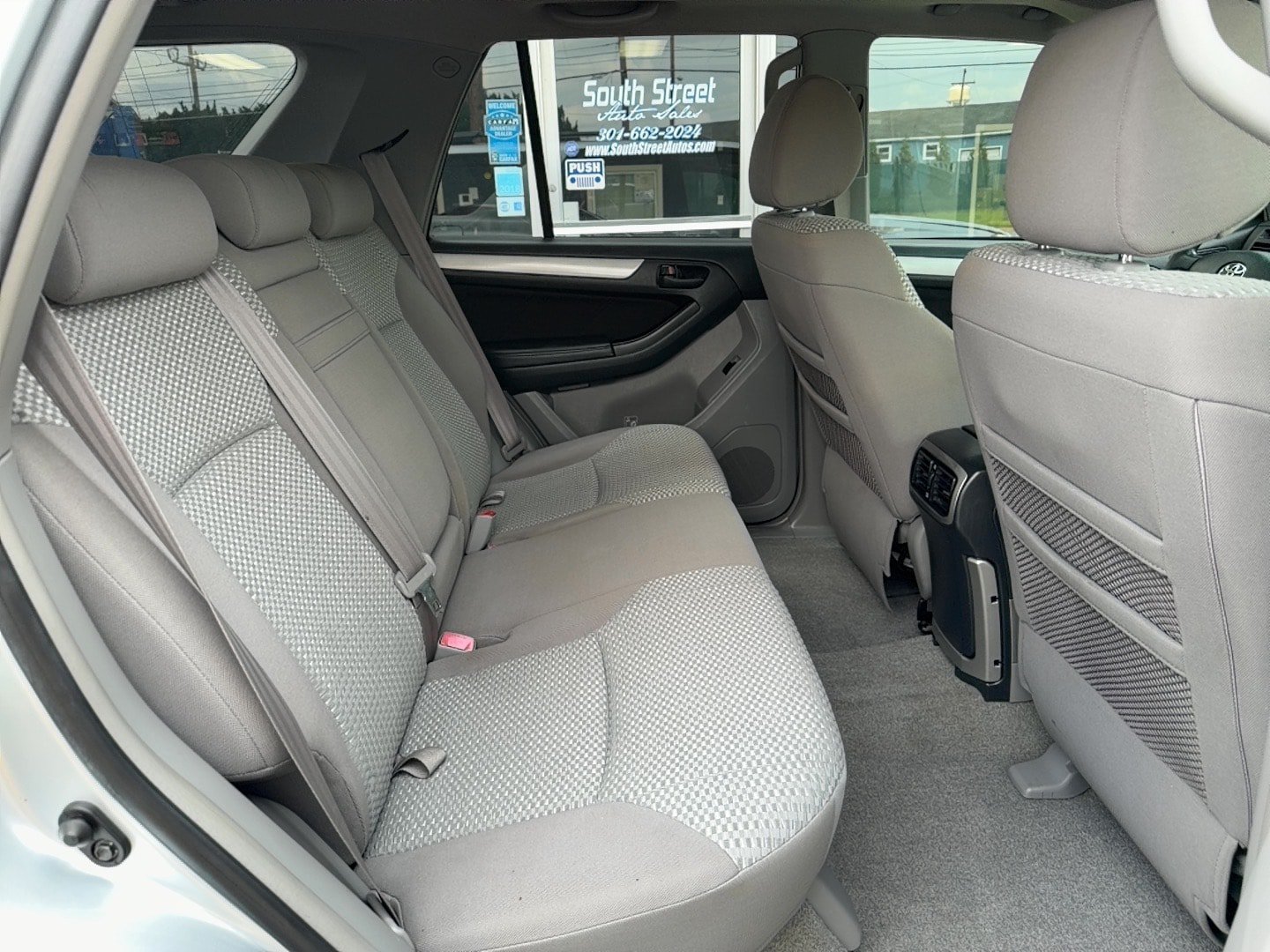 Used 2007 Toyota 4Runner SR5 AWD/4WD image 21