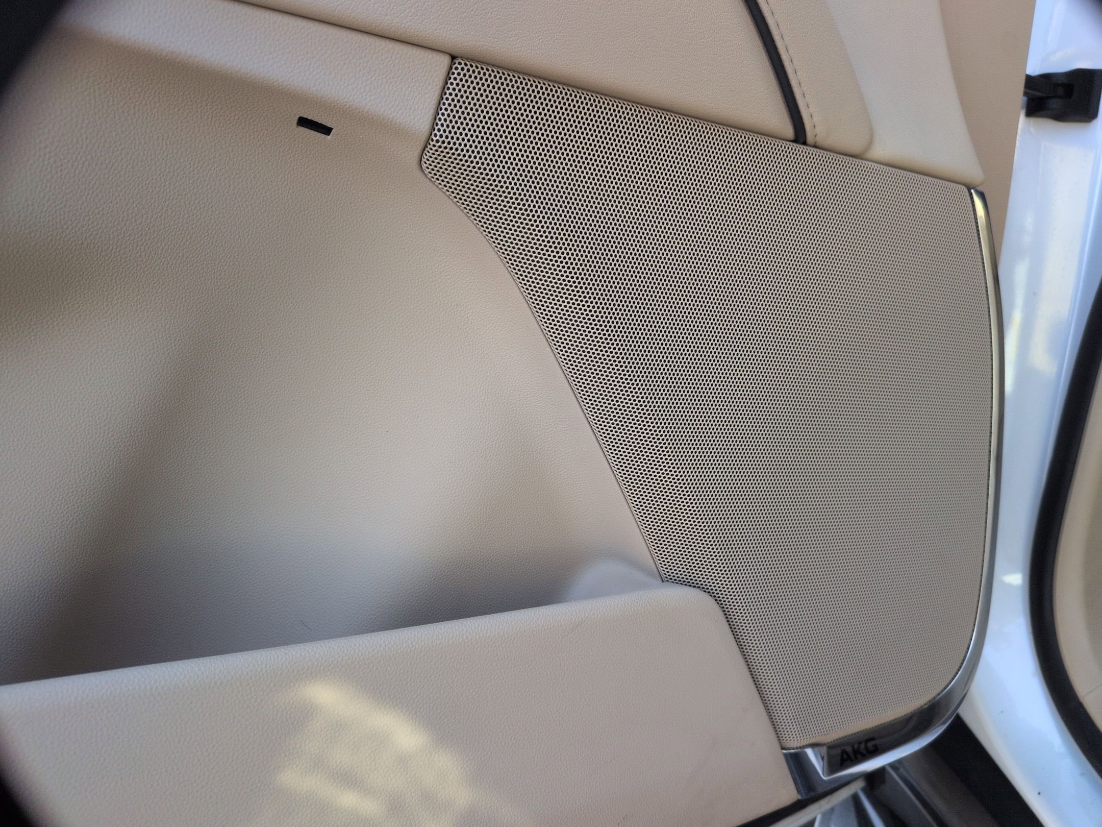 Certified 2021 Cadillac Escalade Premium Luxury image 25