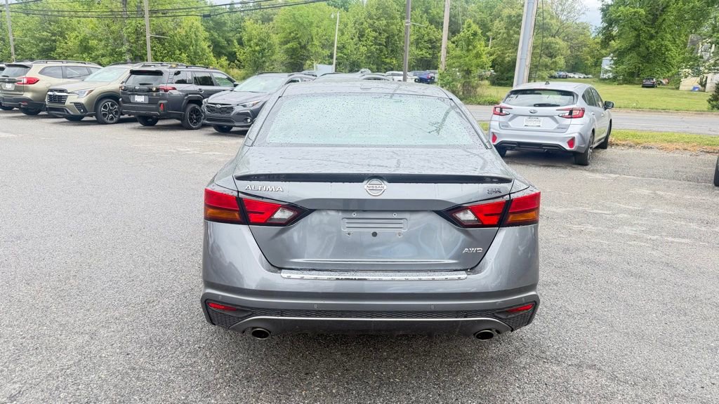 Used 2020 Nissan Altima 2.5 SR w/ Premium Package AWD/4WD image 6