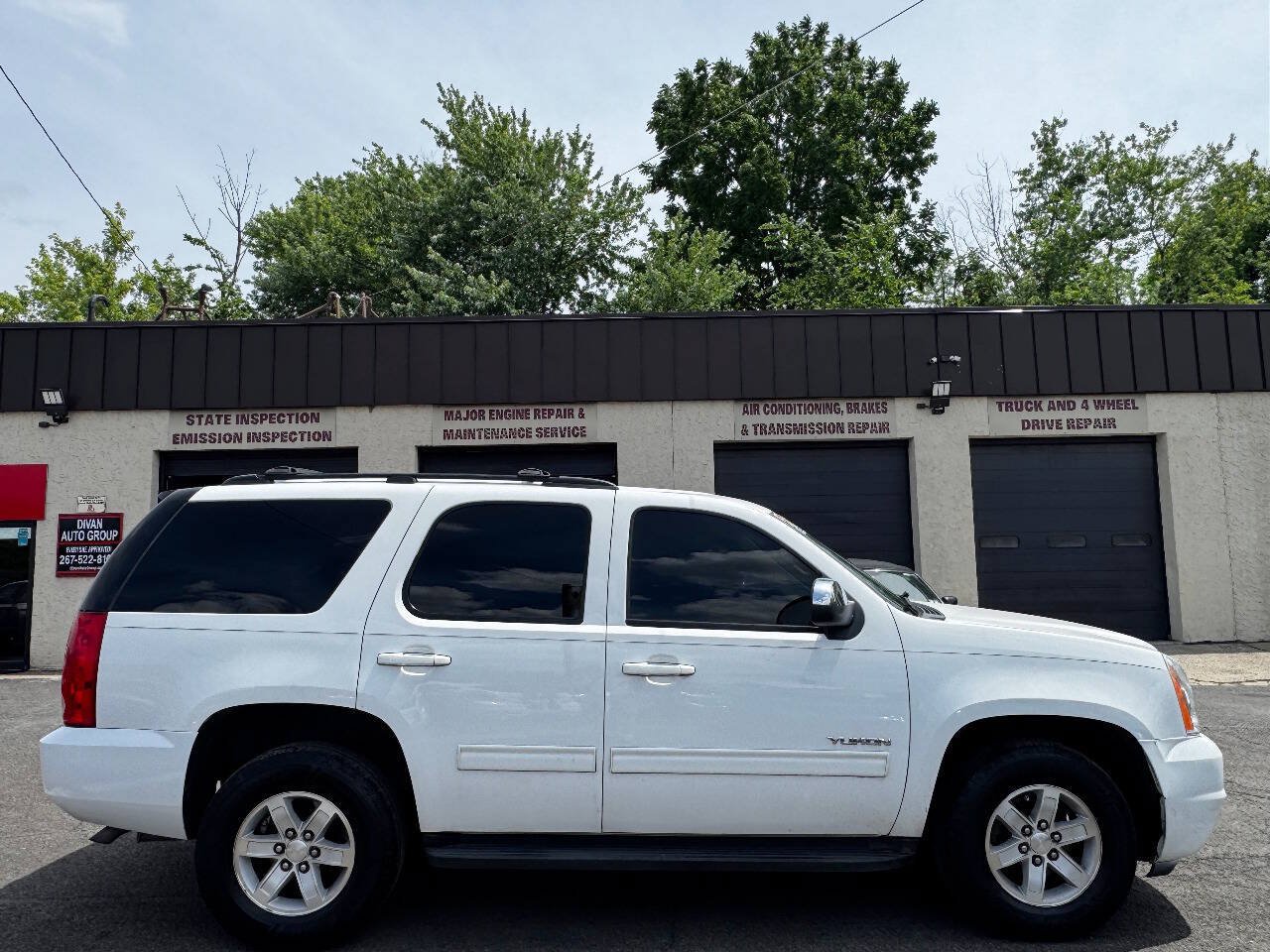 Used 2013 GMC Yukon SLT AWD/4WD image 7