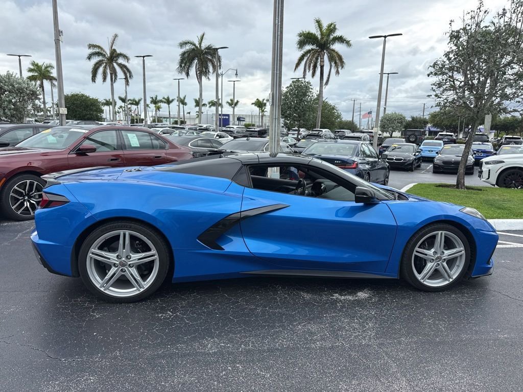 Used 2024 Chevrolet Corvette Stingray Preferred Conv w/ Stealth Interior Trim Package RWD image 11
