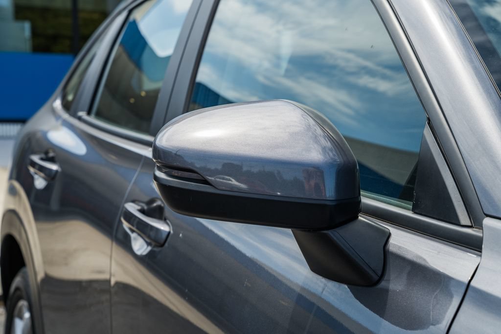 Used 2023 Honda HR-V LX image 12