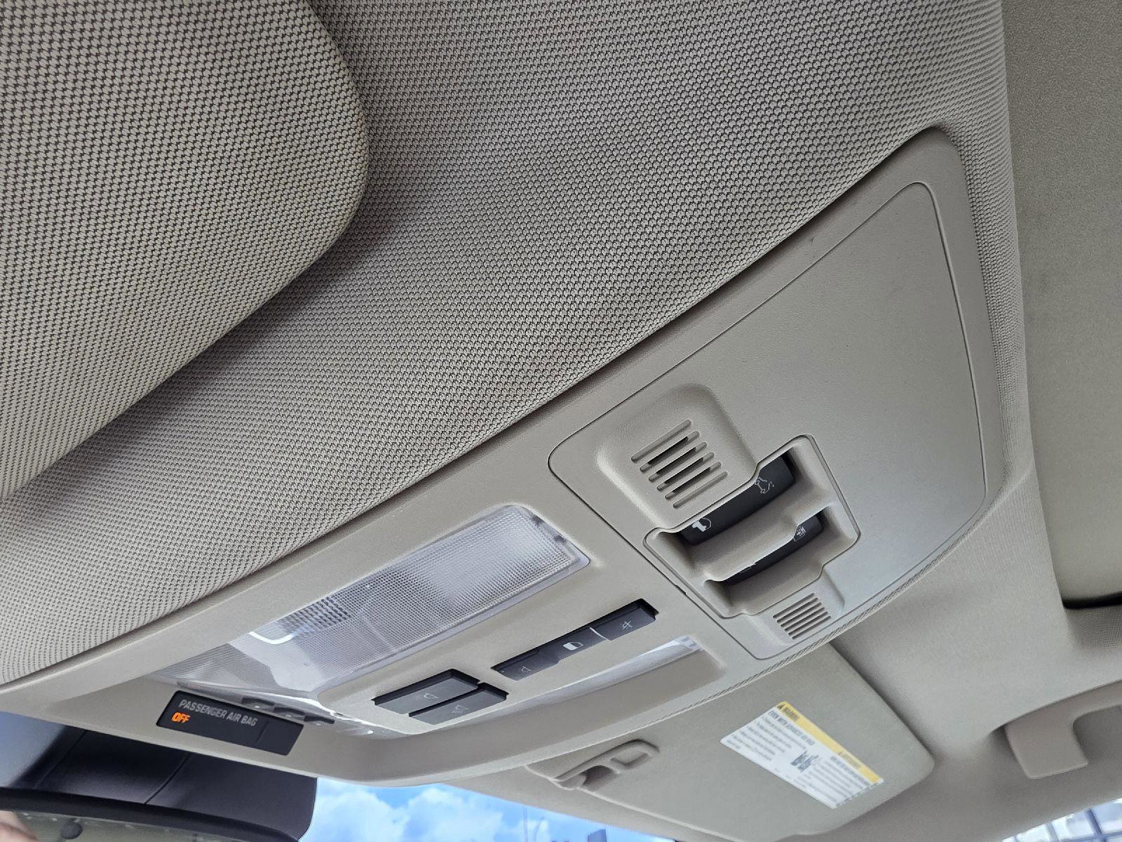 Used 2015 Cadillac SRX Luxury w/ Trailering Package image 29