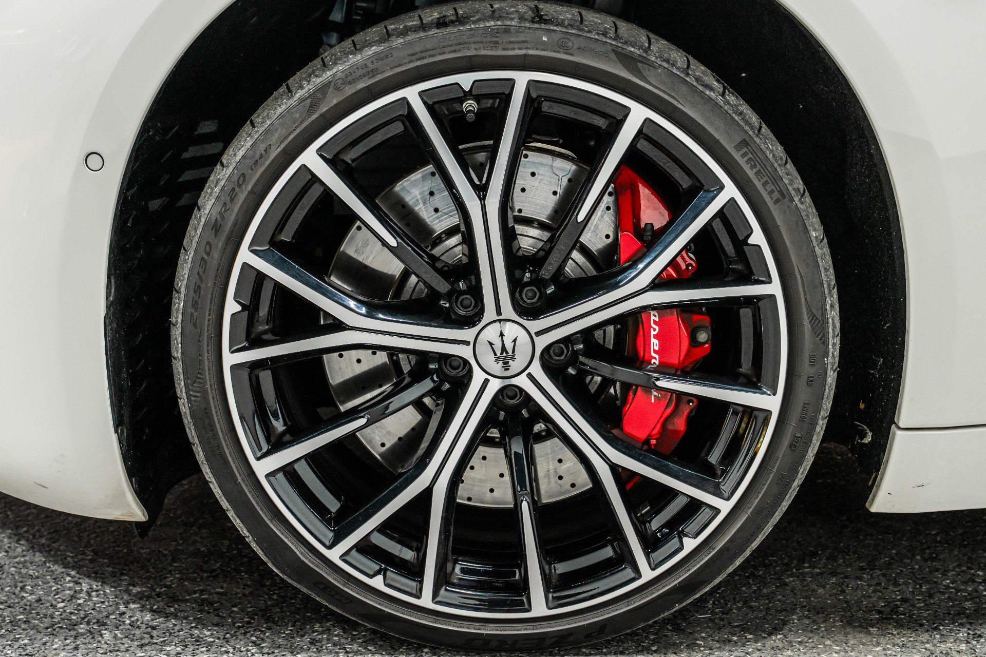 Used 2024 Maserati GranTurismo Modena image 9