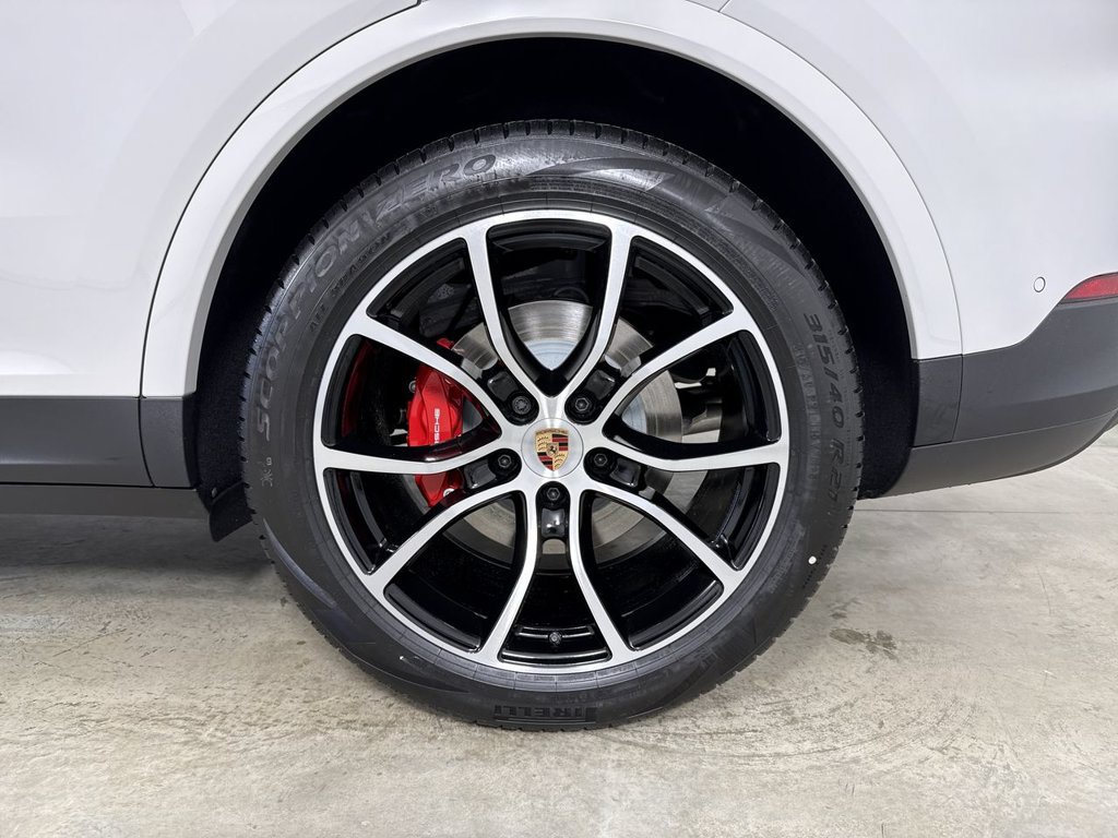 New 2026 Porsche Cayenne S AWD/4WD image 14