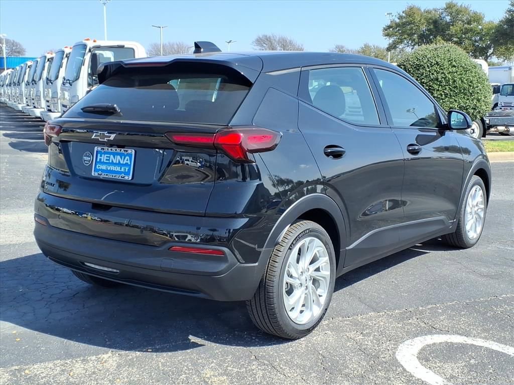 New 2027 Chevrolet Bolt LT w/ Comfort Package image 7