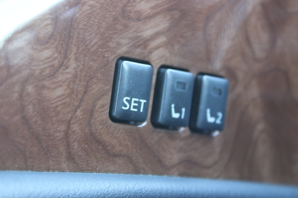 Used 2019 INFINITI QX80 Luxe RWD image 48