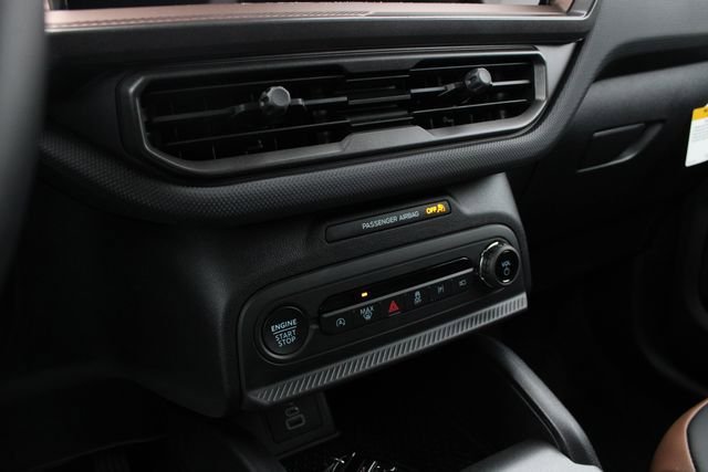 New 2026 Ford Bronco Sport Outer Banks w/ Outer Banks Tech Package+ AWD/4WD image 18