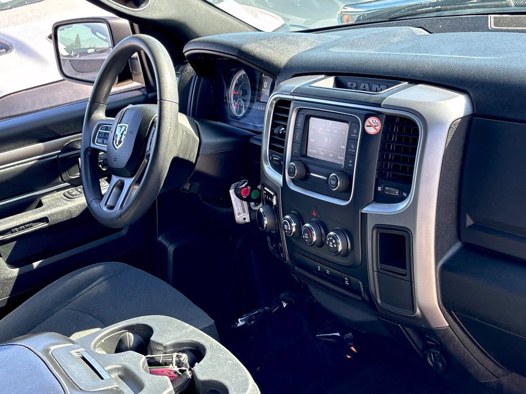 Certified 2024 RAM 1500 Warlock AWD/4WD image 25