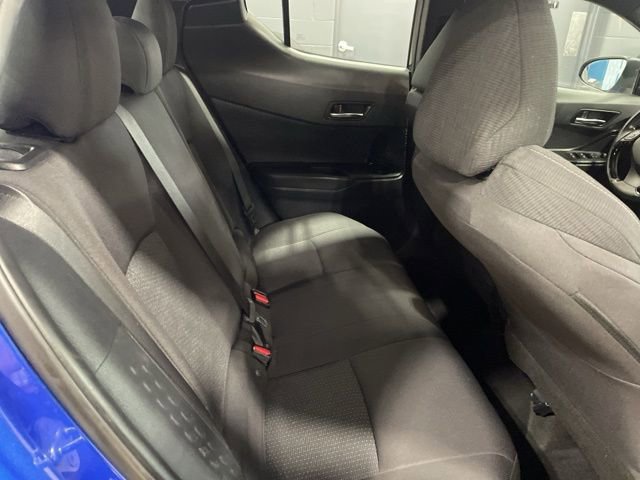 Used 2018 Toyota C-HR XLE image 31