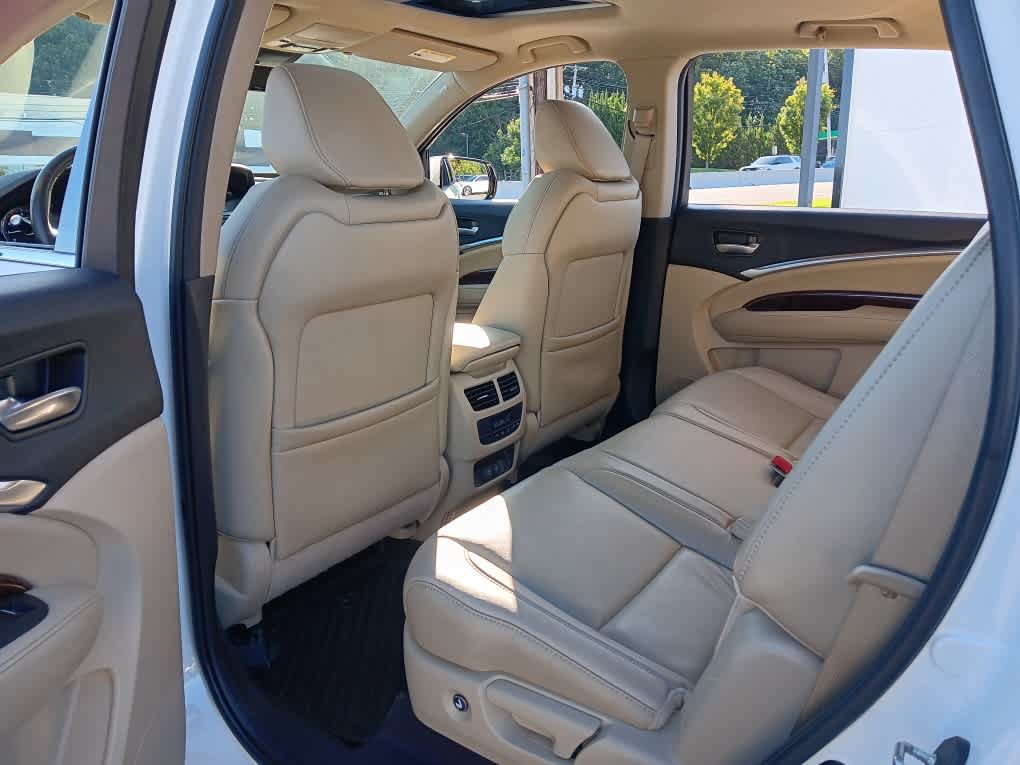 Used 2017 Acura MDX SH-AWD image 13