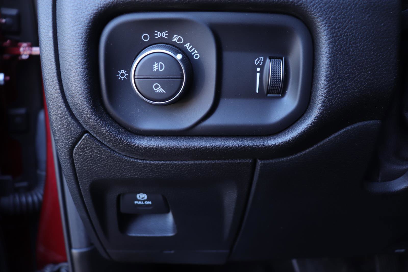 Used 2020 RAM 1500 Tradesman image 19