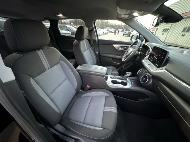 Used 2023 Chevrolet Blazer LT w/ Convenience Package FWD image 24