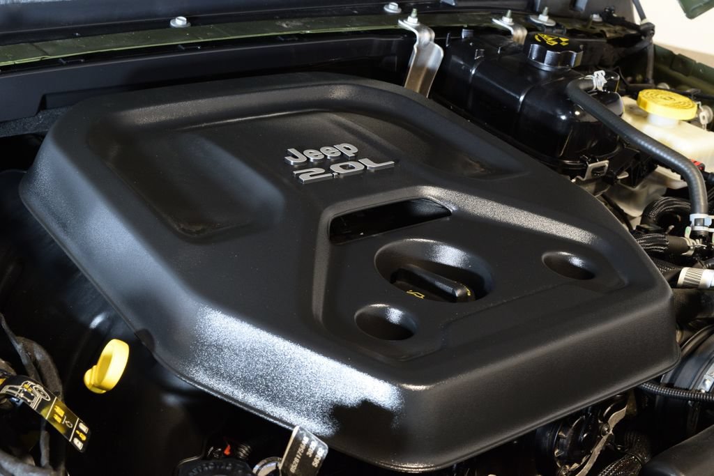 Used 2021 Jeep Wrangler Unlimited Rubicon AWD/4WD image 34