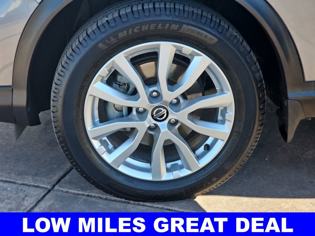 Used 2020 Nissan Rogue Sport S w/ Appearance Package image 34