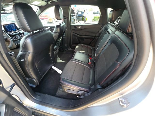 Used 2024 Ford Escape ST-Line image 25