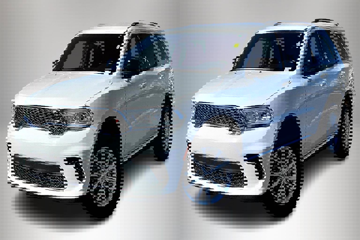 Used 2023 Dodge Durango SXT image 3