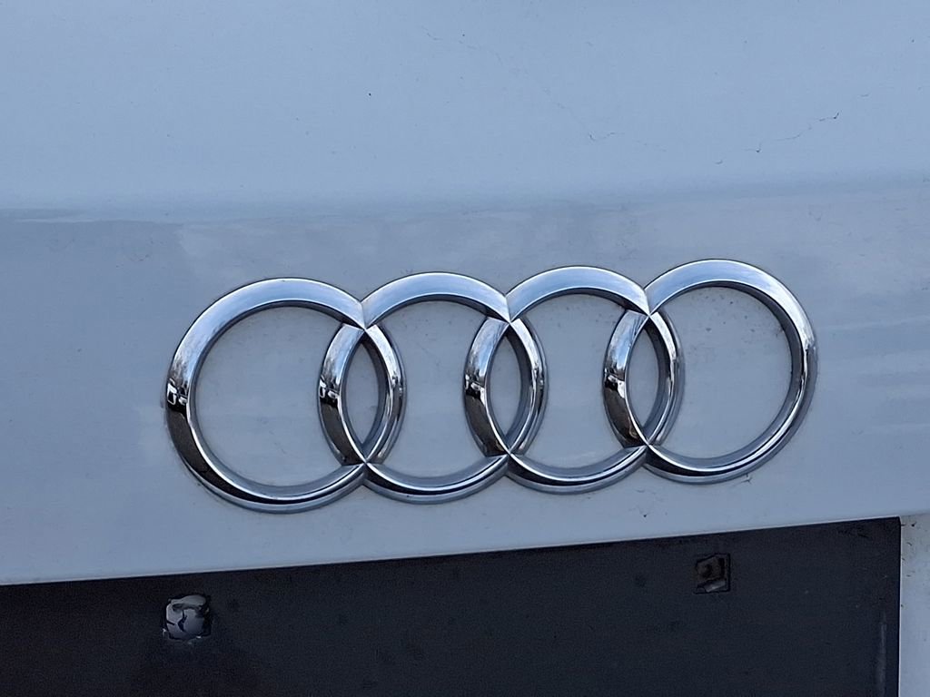 Used 2016 Audi Q5 2.0T Premium Plus w/ Technology Package image 29