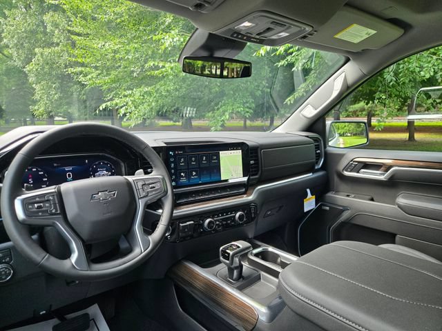 New 2026 Chevrolet Silverado 1500 RST AWD/4WD image 15