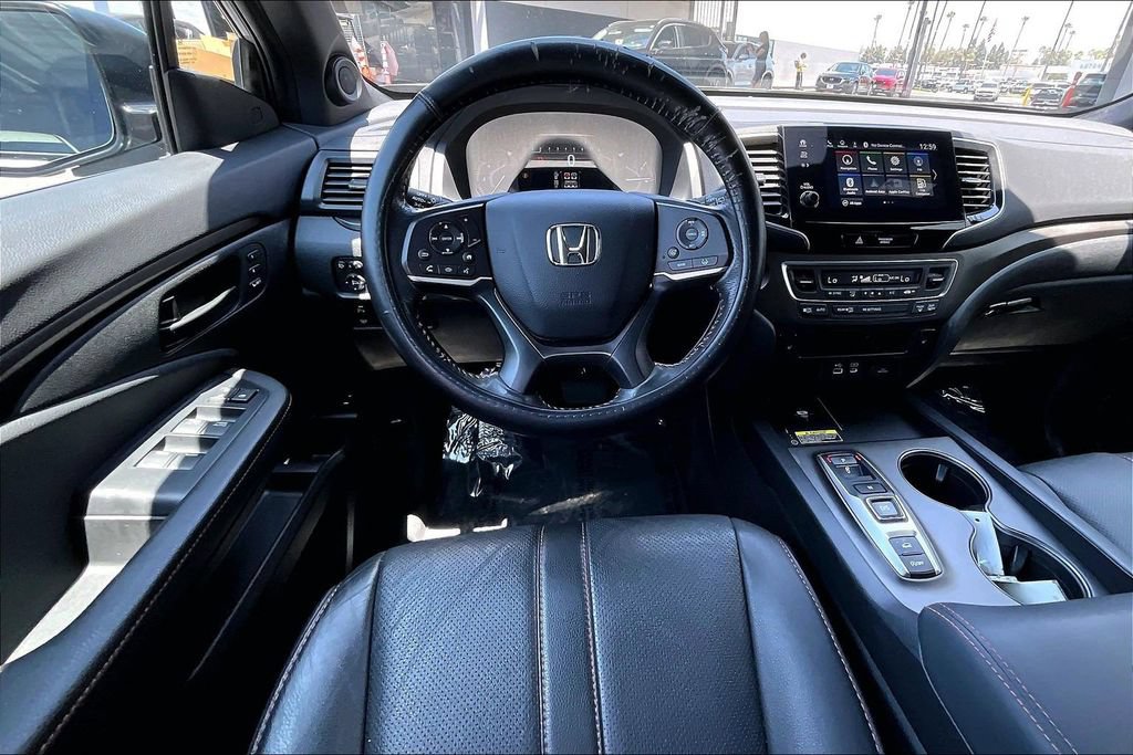 Used 2025 Honda Passport TrailSport image 7