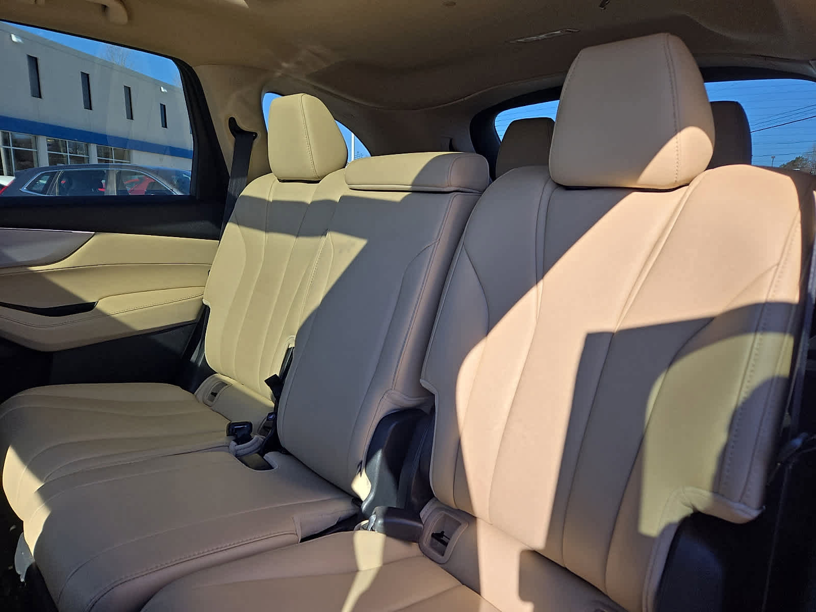 Used 2024 Acura MDX SH-AWD image 12