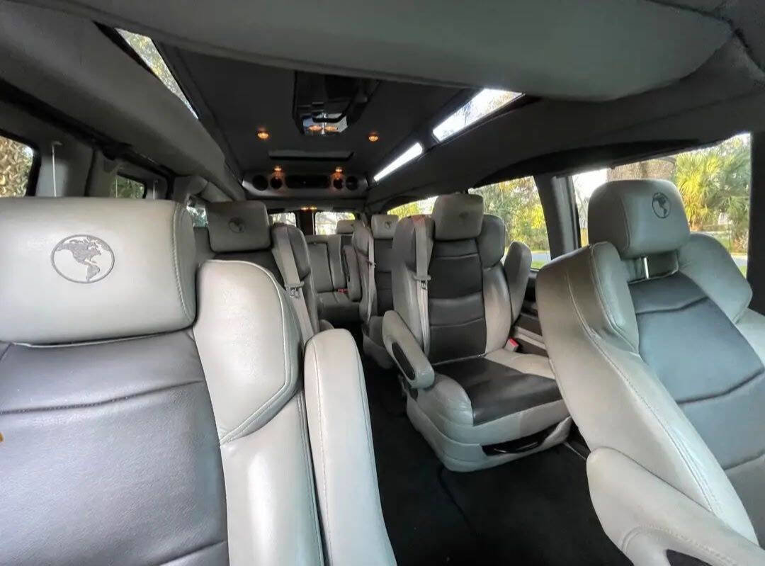 Used 2021 Chevrolet Express 2500 Extended image 12