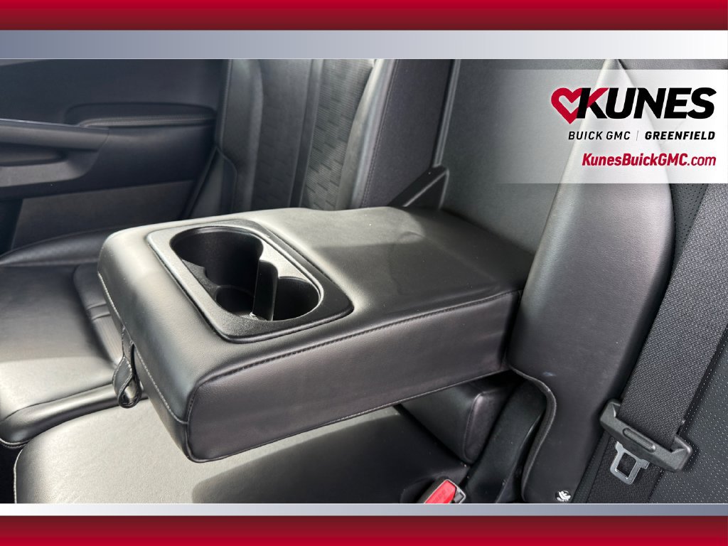 Used 2024 Kia Sorento S FWD image 14
