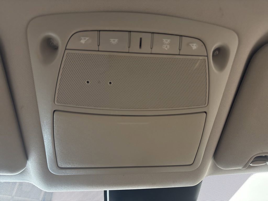 Used 2019 Nissan Rogue SV w/ Premium Package image 27