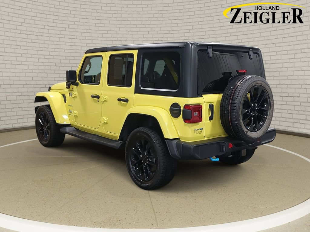 Used 2023 Jeep Wrangler Unlimited Sahara w/ Cold Weather Group image 7
