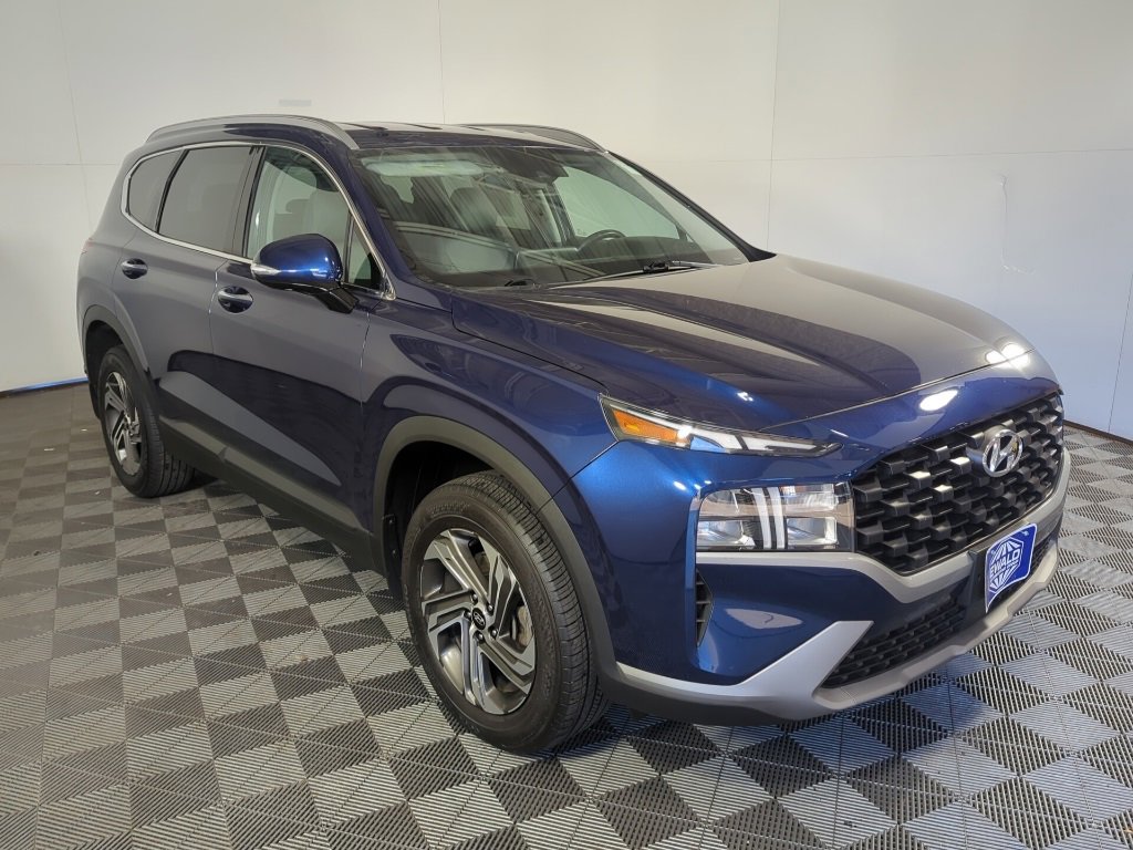 Used 2023 Hyundai Santa Fe SEL image 2