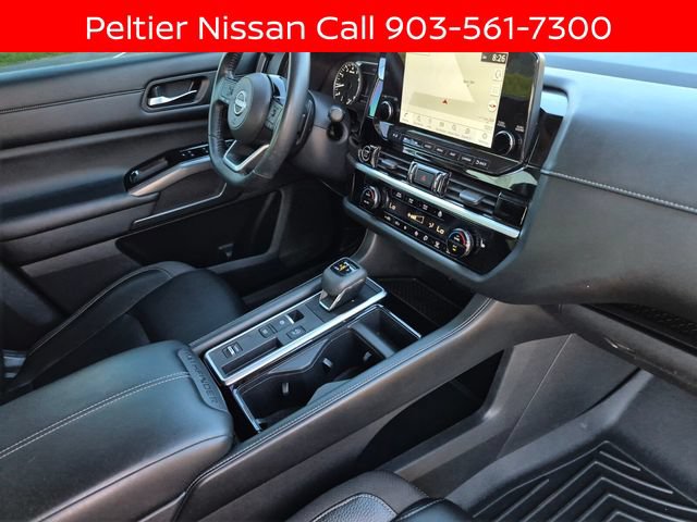 Certified 2022 Nissan Pathfinder SL w/ SL Premium Package FWD image 13