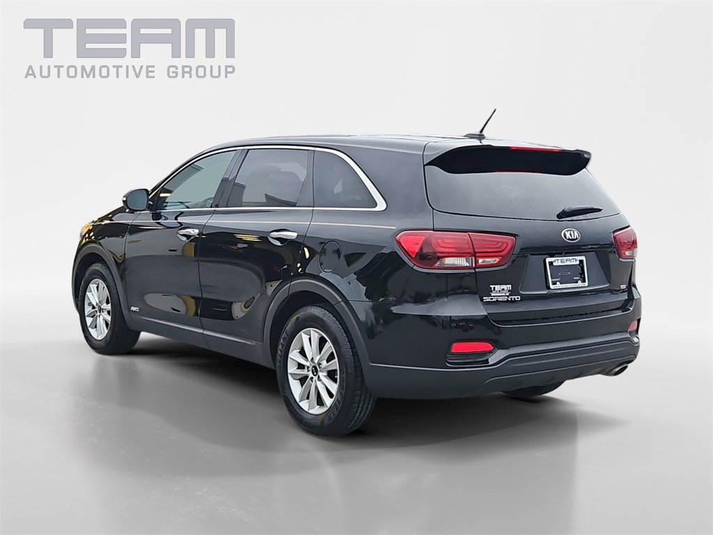 Used 2020 Kia Sorento LX image 5