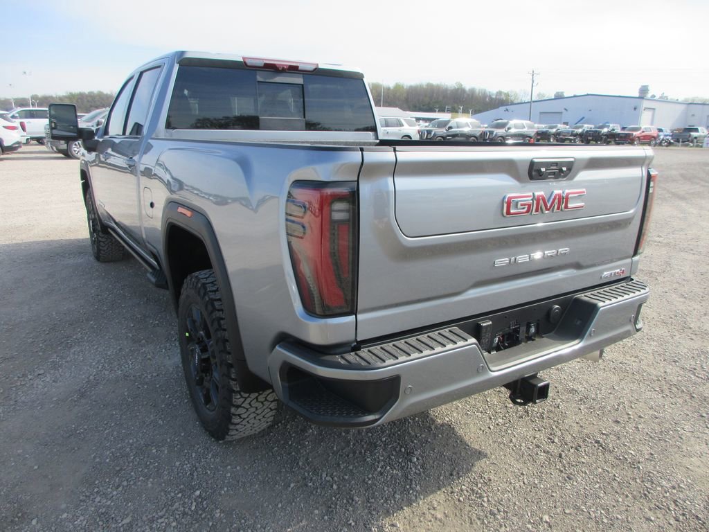 New 2026 GMC Sierra 2500 AT4 image 9