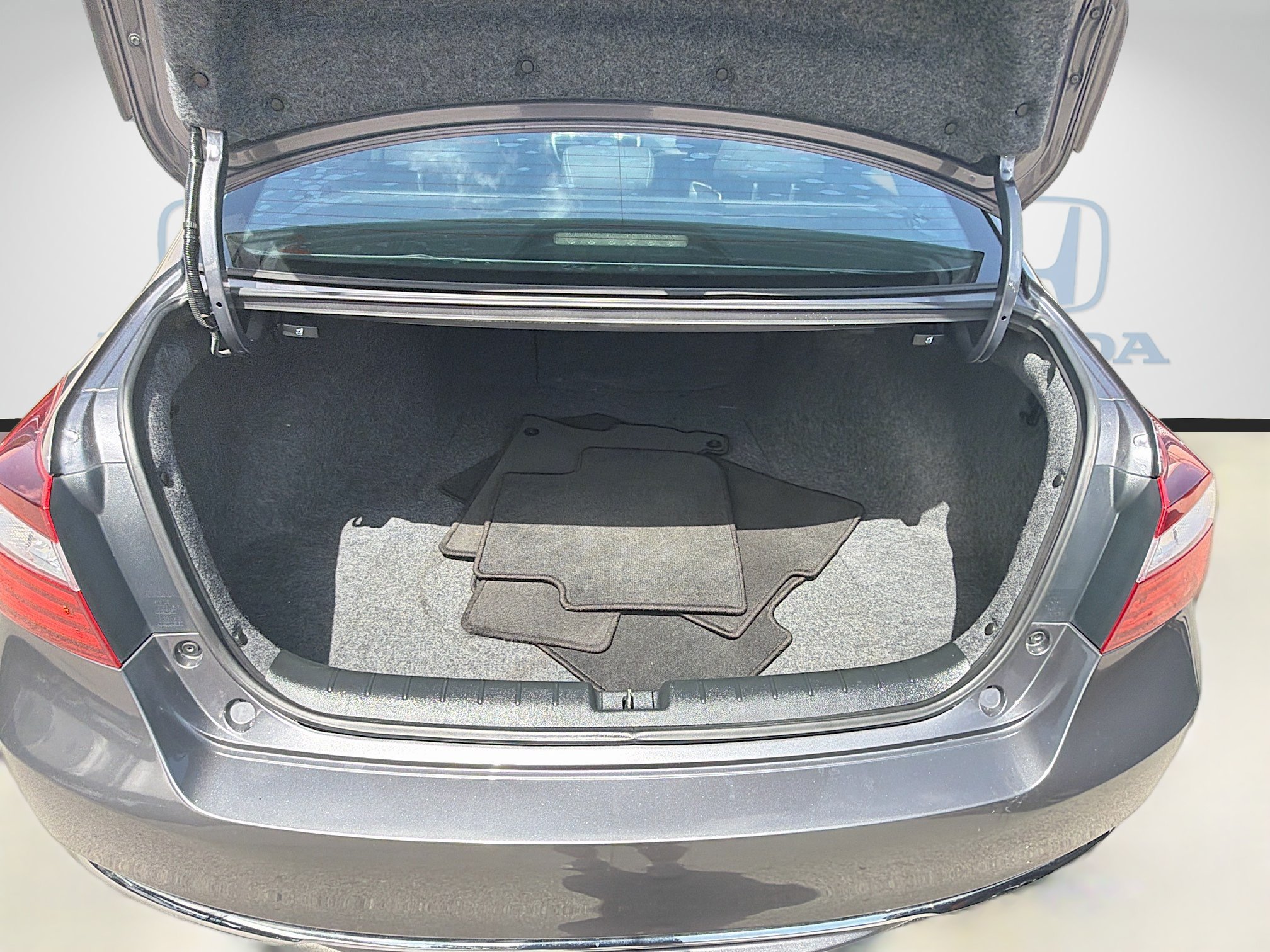 Used 2016 Honda Accord EX-L image 26