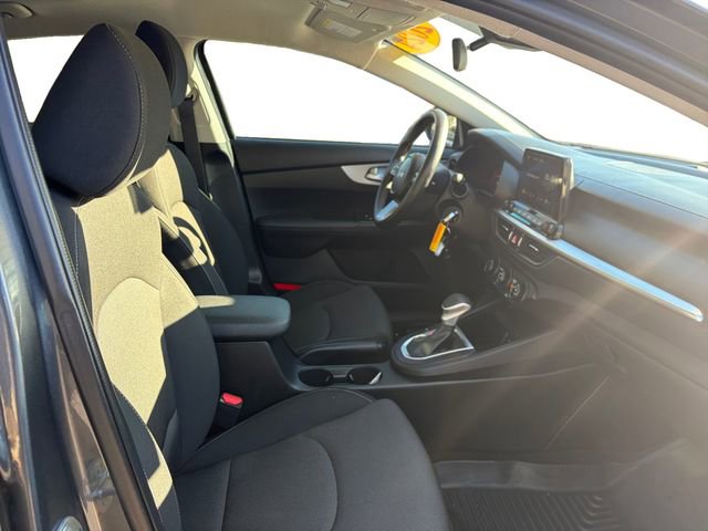 Used 2024 Kia Forte LXS image 17