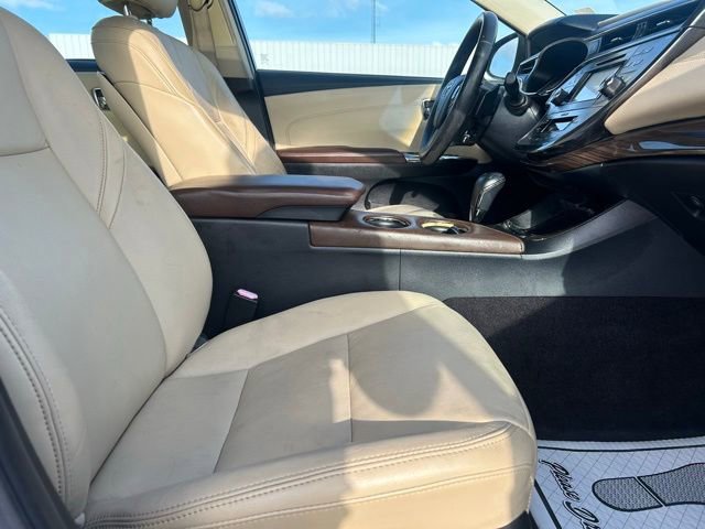 Used 2015 Toyota Avalon XLE Premium FWD image 16