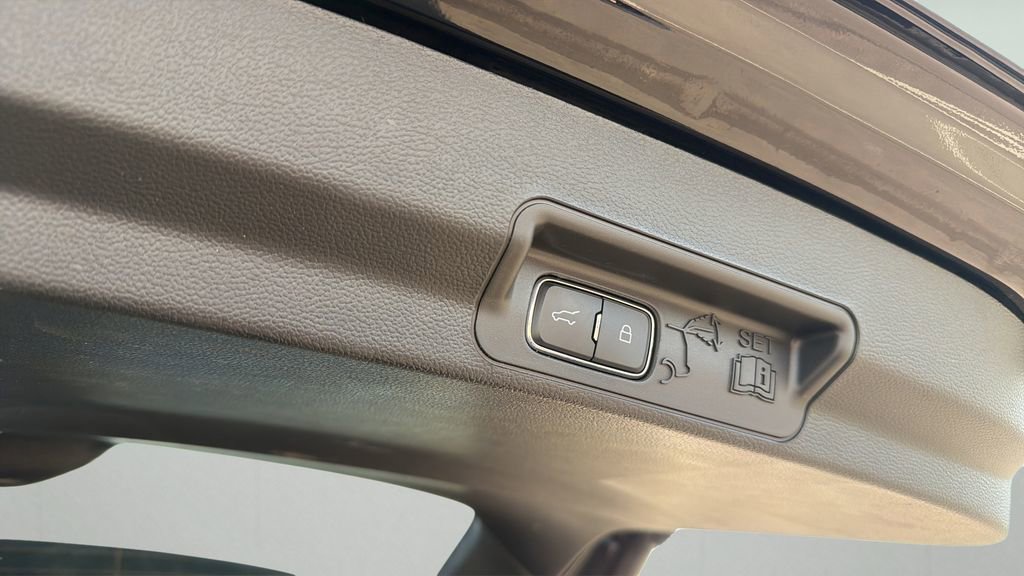 Used 2023 Ford Explorer ST w/ Equipment Group 401A image 20