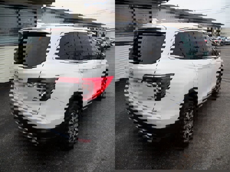 Used 2019 Honda Pilot EX-L image 4