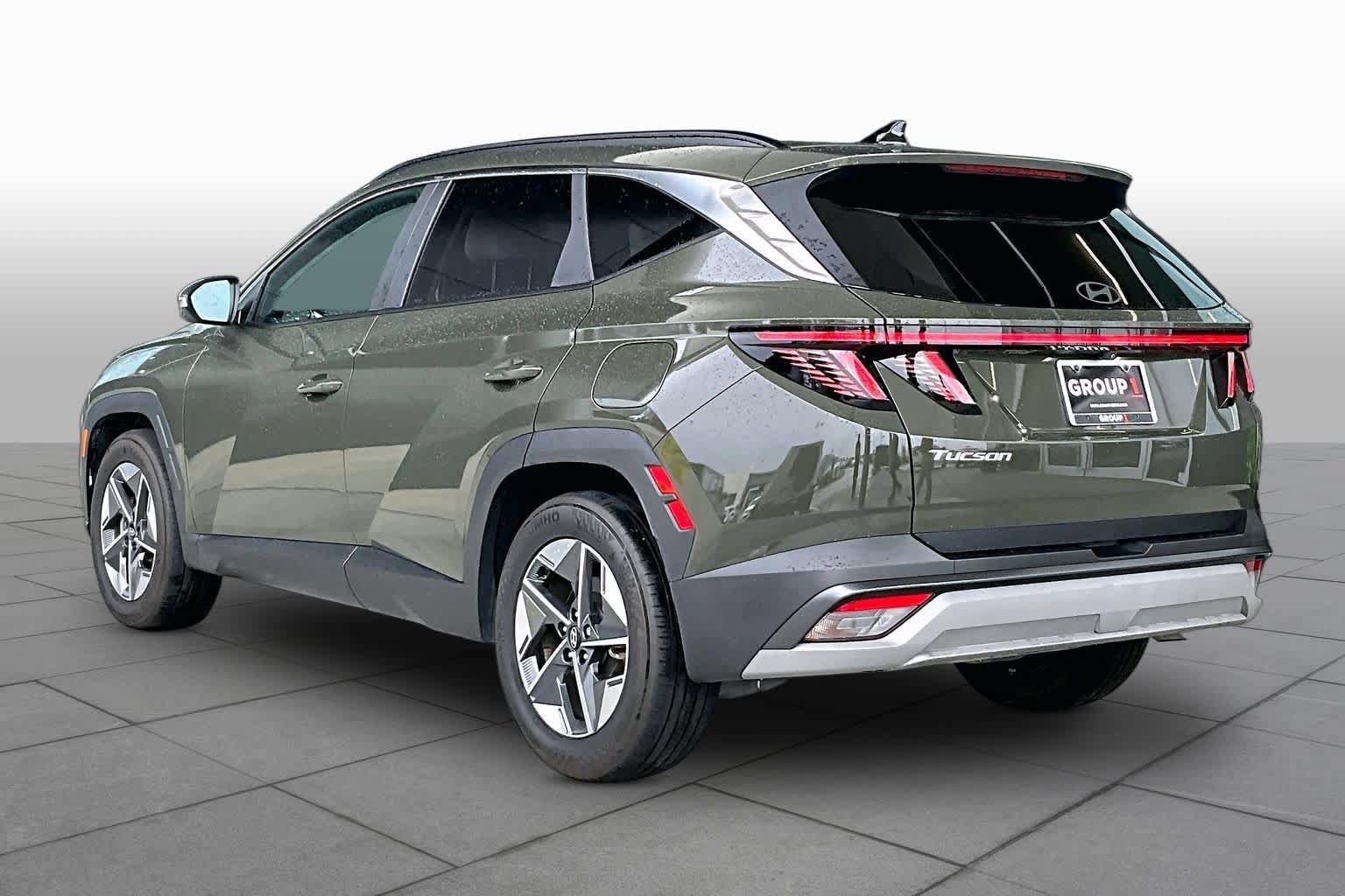 Used 2025 Hyundai Tucson SEL FWD image 12