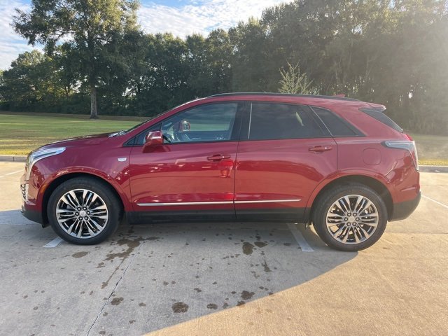 Used 2020 Cadillac XT5 Sportv image 2
