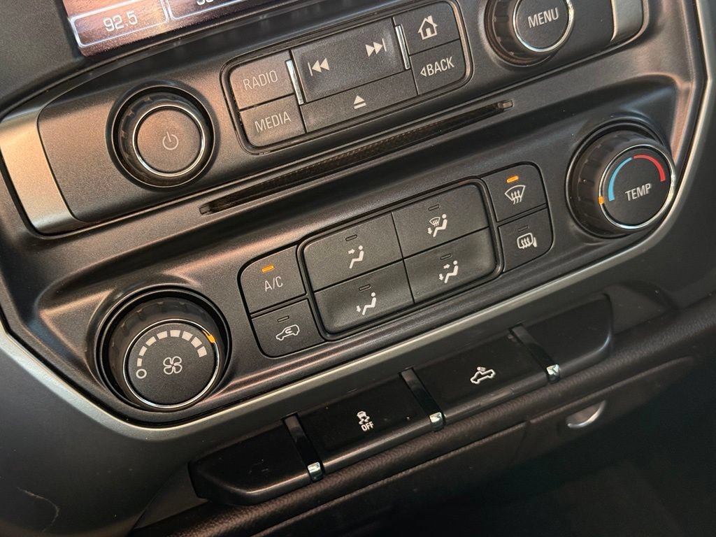 Used 2018 Chevrolet Silverado 1500 LT AWD/4WD image 22