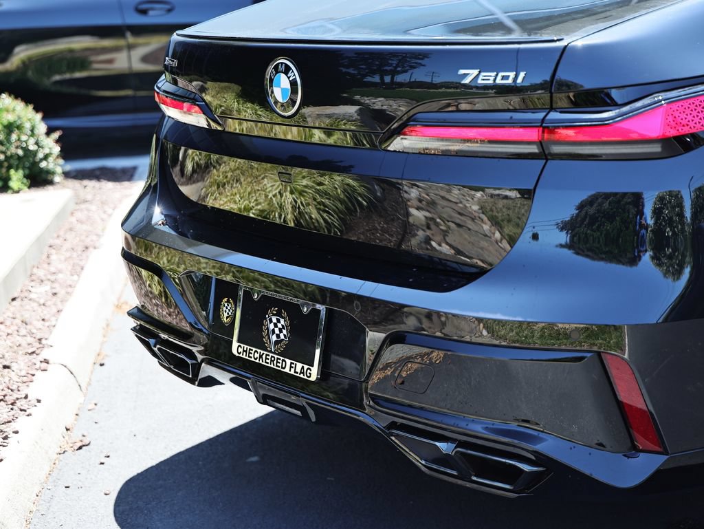 New 2026 BMW 760i xDrive w/ Executive Package AWD/4WD image 9